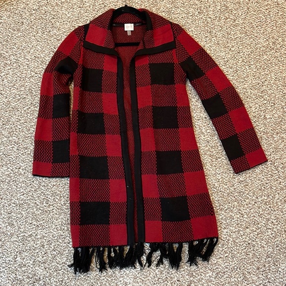 Buffalo Plaid Long Cardigan - Picture 2 of 7